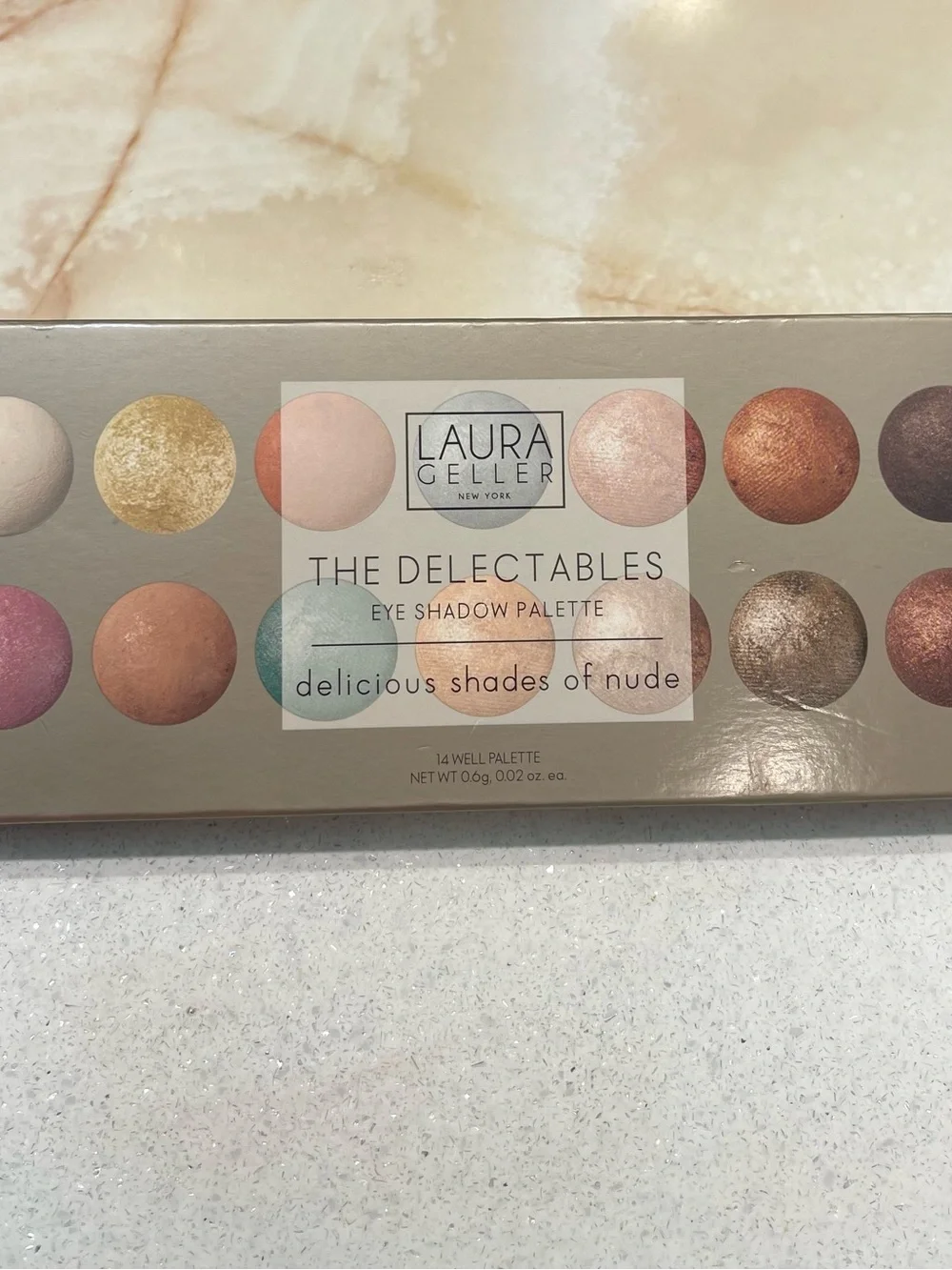 Laura Geller ~ ‘DELICIOUS SHADES OF NUDE’ ~ Eyeshadow Palette ~ SEALED ~ RARE - Picture 1 of 7